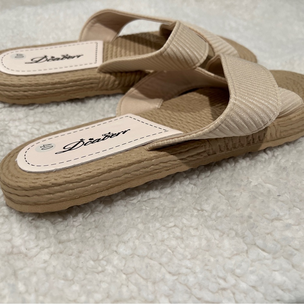 Sandals - Picture 4 of 5